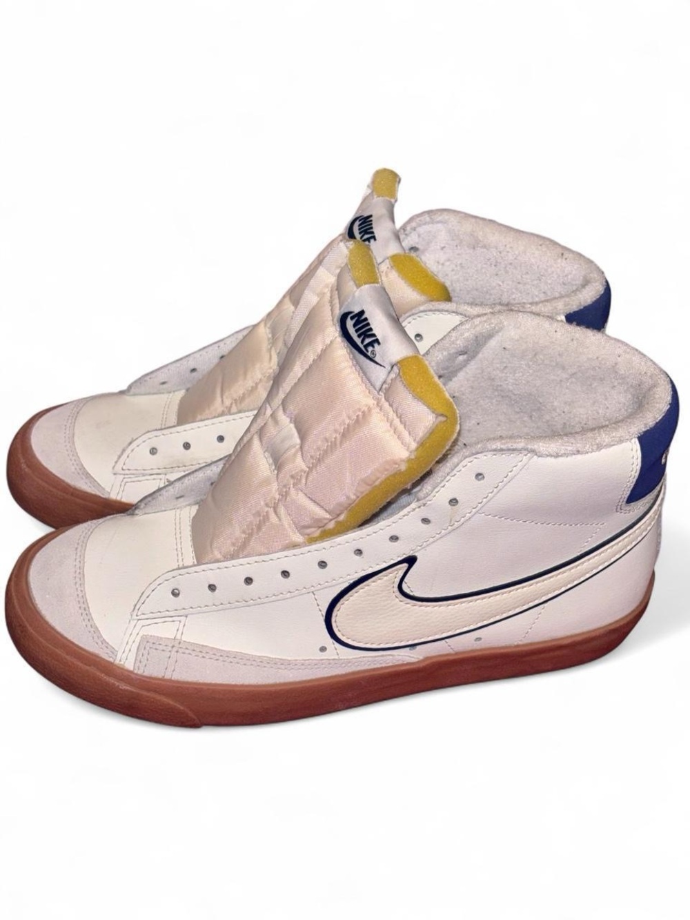 Nike Blazer Mid '77  white/midnight navy/gum colorway - Size 8.5